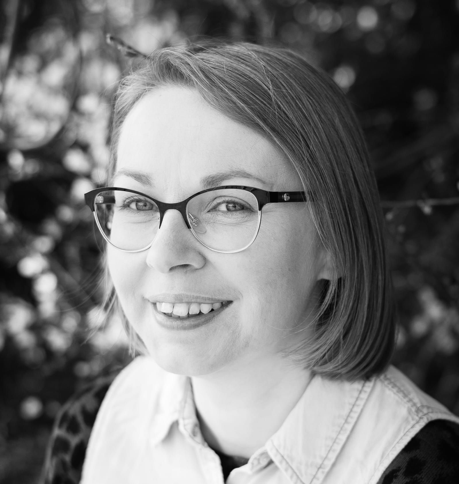 Dr Emma Davies